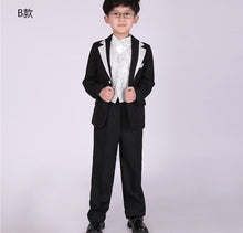 Load image into Gallery viewer, Classic Elegant Fashion Exquisite Embroidery Lovely Boy's Wedding Attire/Boy's 5-piece Set Suit 1046